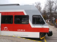 električka rady 425