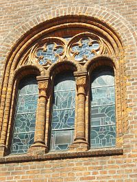 okno s vitrážou