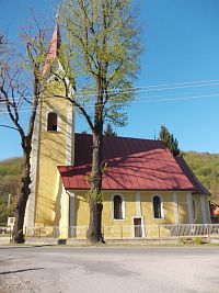 kostol sv. Bartolomeja v obci Lúka