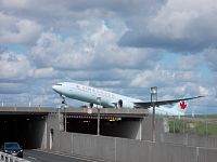 Air Canada, akoby vzlietal z dialnice
