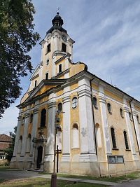 pohľad na kostol v Jablonici