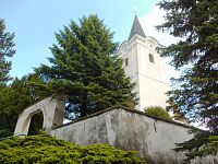 Nedožery - Brezany - kostol sv. Heleny a Krista Kráľa