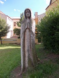 drevená socha