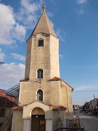 kostol - predstavaná veža