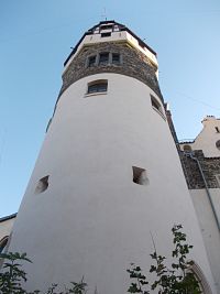 nárožná veža