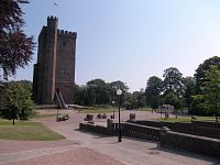 veža - pozostatok pevnosti a jej okolie