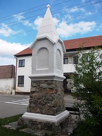 Doľany - Pamätník a pomník Juraja Fándlyho