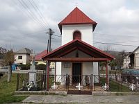 kaplnka Panny Márie, ktorú postavili obyvatelia obce v roku 1928
