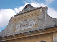 letopočet na štíte priečelia budovy pivovaru 1695
