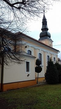 kostol s pristavanou sakristiou