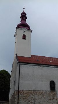 veža a časť lode kostola