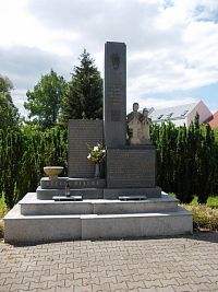 Šumice - Pomník obětí 1. a 2. světové války