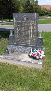 pomník obetí 1. a 2. svetovej vojny