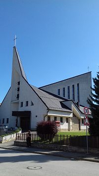 Trenčianske Stankovce - Kostol Panny Márie, Pomocnice kresťanov