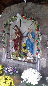 sochy Ježiša a Panny Márie
