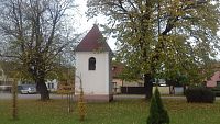 Veľké Bierovce - Evanjelická zvonica v parku