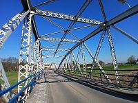 nitovaná oceľová konštrukcia