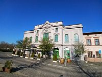 hotel po rozsiahlej rekonštrukcii