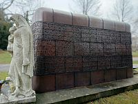 pamätník akademických sochárov K. Vávru a A. Kalvodu