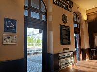 pamätník vo vstupnej hale