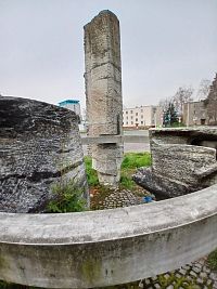 obruč a najvyšší travertín