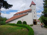 kostol v obci Častkovce