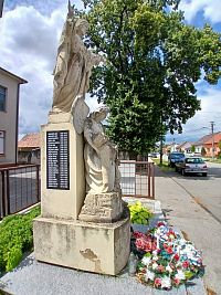 pomník na Korytňanskej ulici