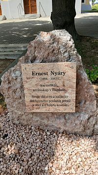 Nová Ves nad Žitavou - Pomníček Ernest Nyáry