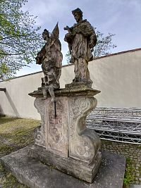 súsošie na Zámockom námestí vo Velkej Bystřici