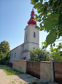 kostol v Mýtnych Ludanoch