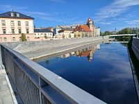 pohľad z mostu na rieku Moravu