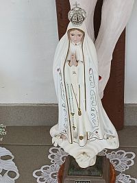 soška Panny Márie Fatimskej