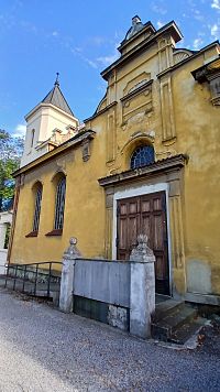 bočná loď kostola