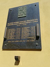 pamätná doska umučených príslušníkov Hanáckého pluku 6