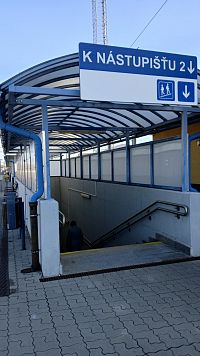 prístup k 2. nástupišťu