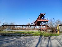 lávka na nástupištia