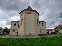 segmentový uzáver presbytéria