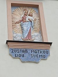 plastika Panny Márie s Ježiškom