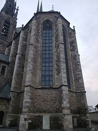 zadná časť katedrály