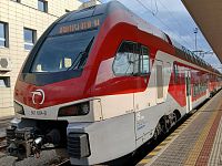 ŽST Púchov - Elektrická poschodová jednotka 561 604-0 Stadler