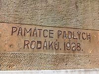 "Památce padlých rokáku. 1928"