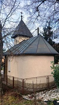 polkruhové ukončenie kaplnky