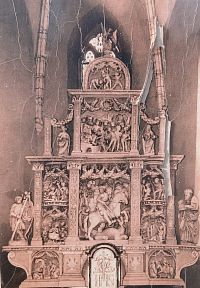 vzácny pieskovcový oltár, foto z infotabule