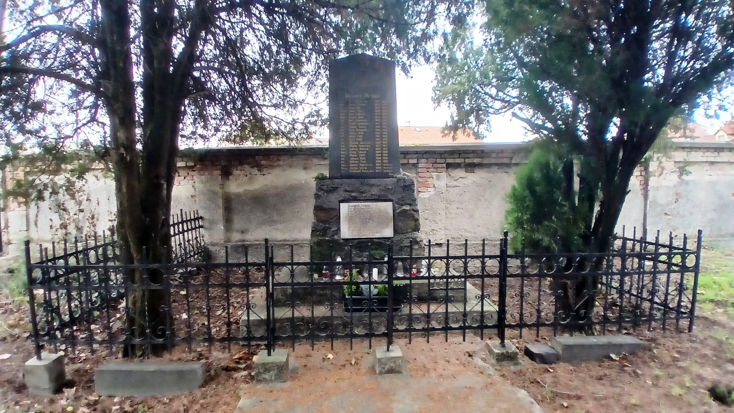 Svätý Jur - Pomník padlých v 1. svetovej vojne