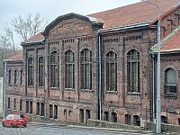 priečelie budovy bývalého dolu