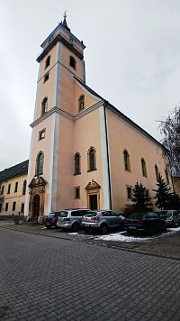 Svätý Jur - Kostol Najsvätejšej Trojice