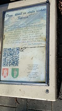začiatok povesti a QR kód