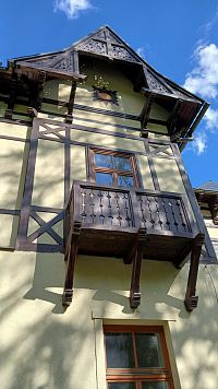 drevený balkón