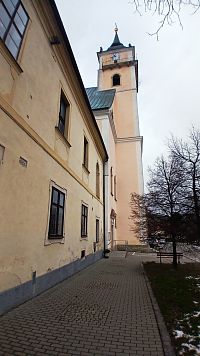 kláštor a kostol sv. Trojice