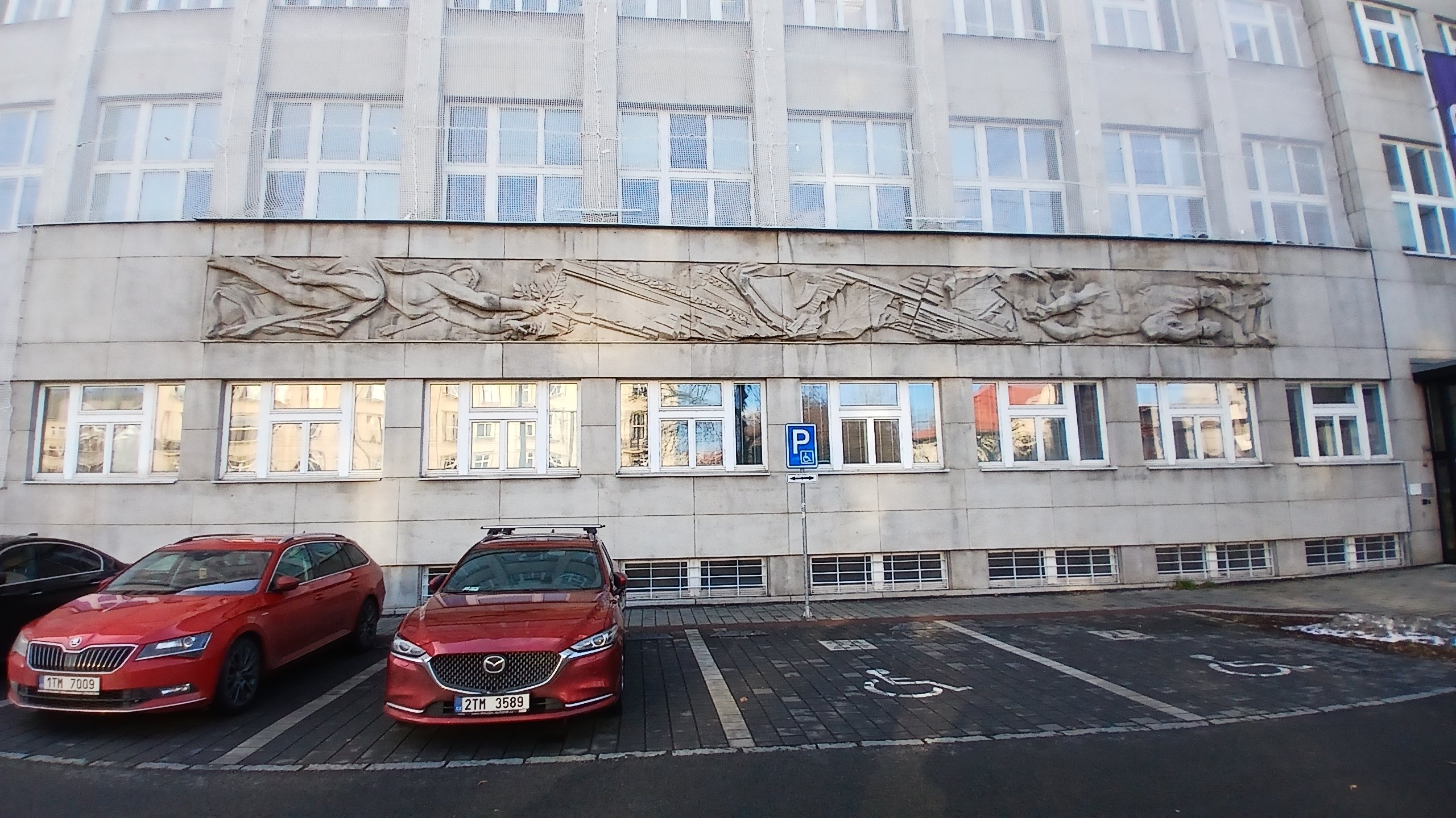 Ostrava - Reliéf Zrození uhlí